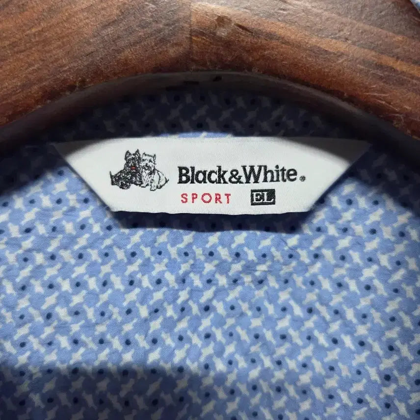 [BUNJANG] EL Black&amp;White Blue Pattern Short Sleeve Shirt Size 110 / (EL) 110  Black&amp;White 블루 패턴 반팔 셔츠