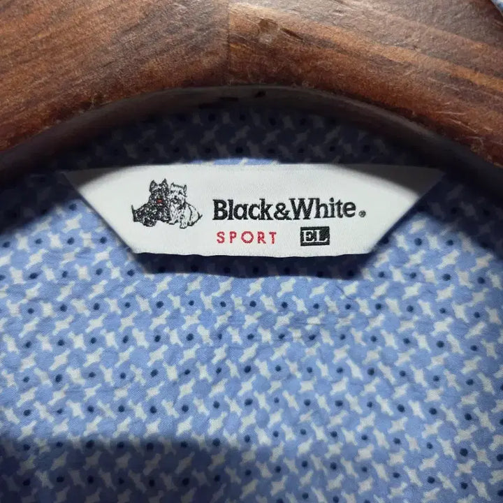 [BUNJANG] EL Black&amp;White Blue Pattern Short Sleeve Shirt Size 110 / (EL) 110  Black&amp;White 블루 패턴 반팔 셔츠