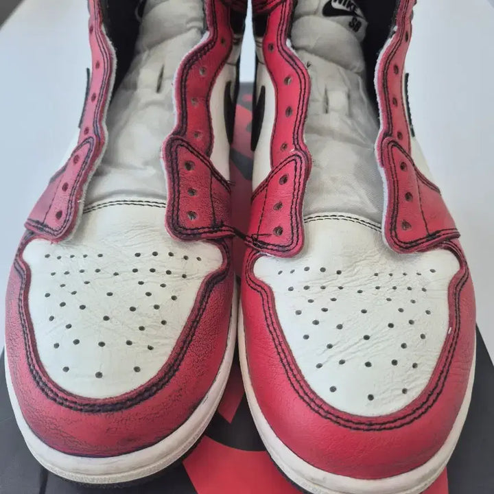 [BUNJANG] Nike Air Jordan 1 High Sneakers / [275]라투시 벗투시 조던1 하이