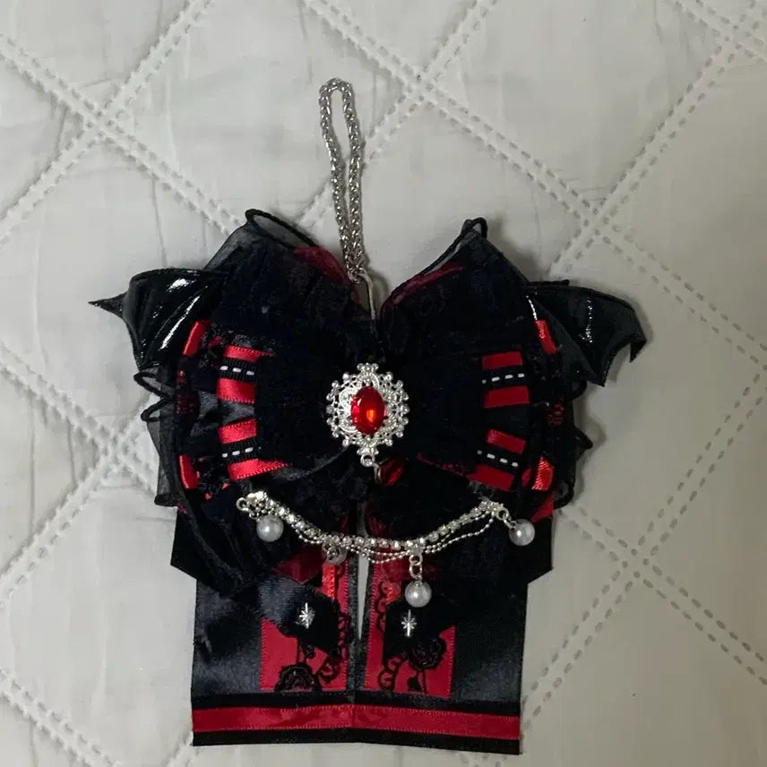 [BUNJANG] Ita Bag Ribbon Charm Black Red Ribbon / 이타백 리본챰 이타백 리본 리본 키링 장식 리본 악마 블랙 레드 리본