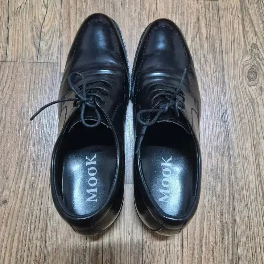 [SOLD OUT] MOOK 엠무크 남성  260 (  미사용급)