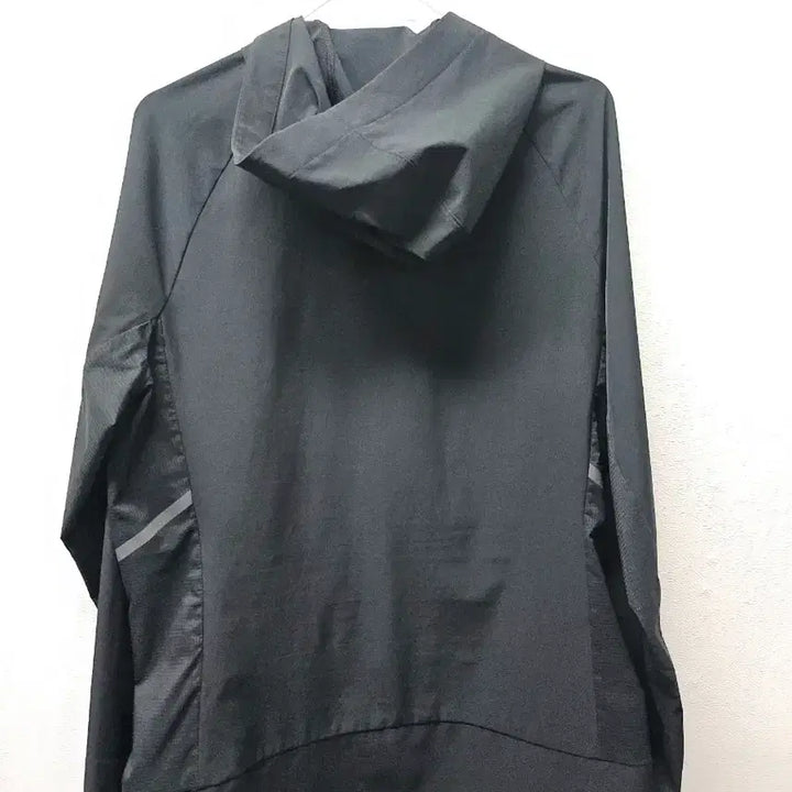 [SOLD OUT] 푸마 블랙 후드 집업 얇은 바람막이 XL