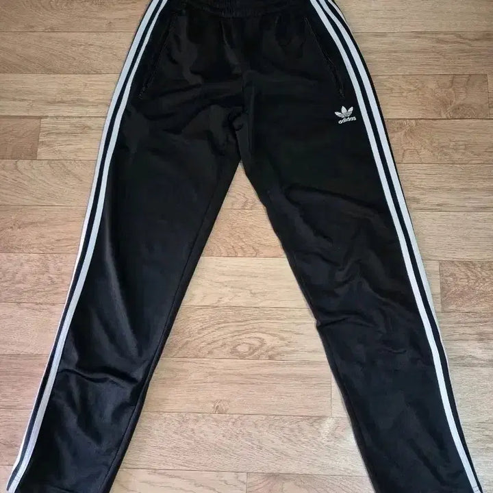[BUNJANG] Adidas 3-Stripes Training Pants Black / 아디다스 삼선 트레이닝 바지 블랙
