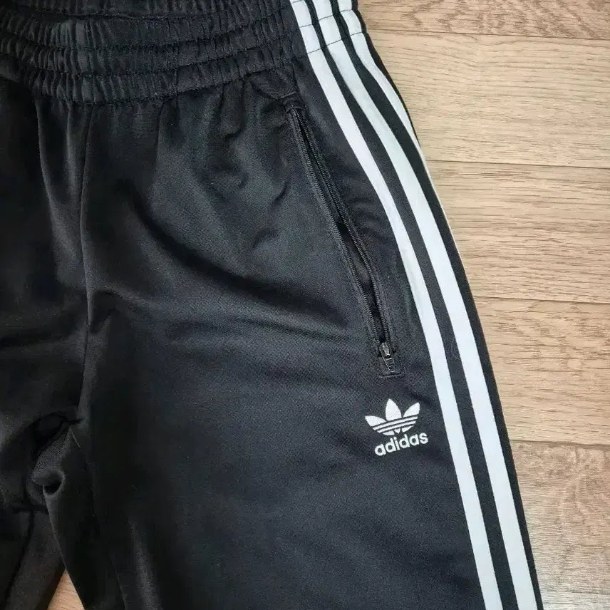 [BUNJANG] Adidas 3-Stripes Training Pants Black / 아디다스 삼선 트레이닝 바지 블랙