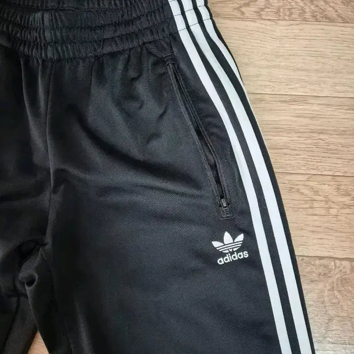 [BUNJANG] Adidas 3-Stripes Training Pants Black / 아디다스 삼선 트레이닝 바지 블랙
