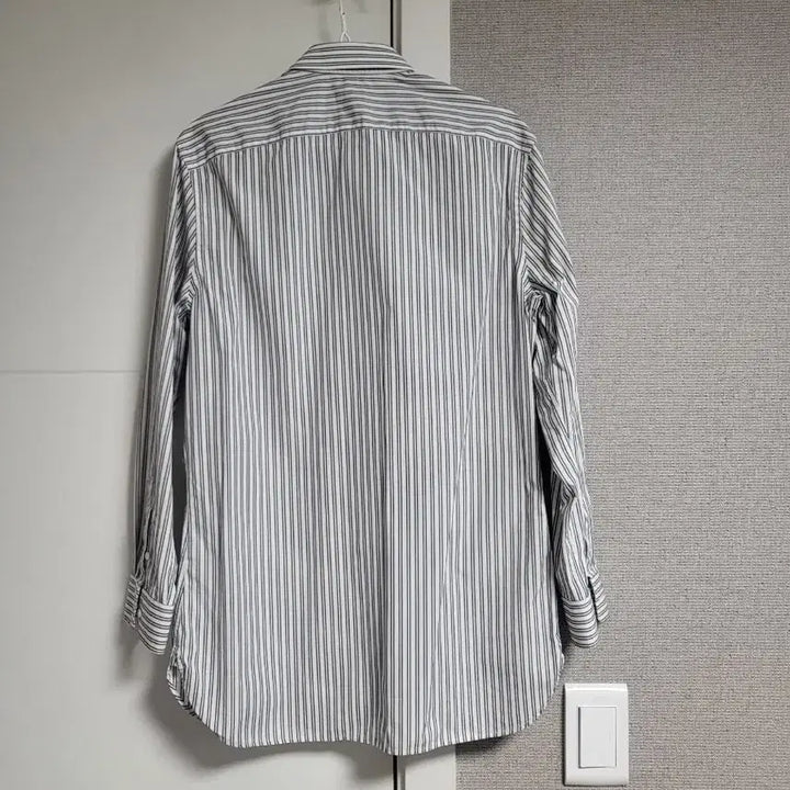 [BUNJANG] Burberry Striped Long Sleeve Shirt / 버버리 스트라이프 긴팔 셔츠