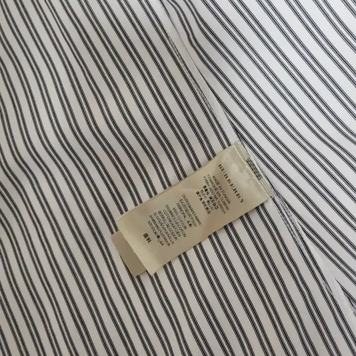 [BUNJANG] Burberry Striped Long Sleeve Shirt / 버버리 스트라이프 긴팔 셔츠