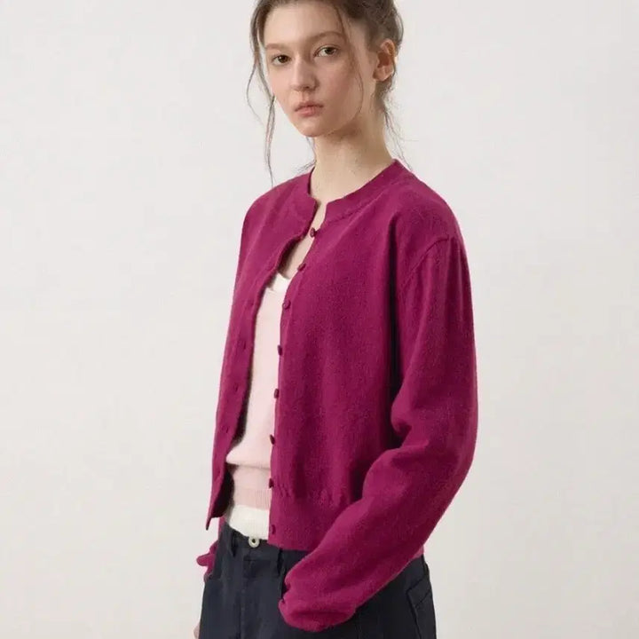 [SOLD OUT] 하네 마젠타 에센셜 라운드 가디건 M사이즈