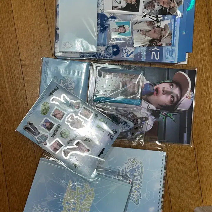 [SOLD OUT] 스트레이키즈 스키즈 2026 시즌그리팅 시그 미개봉 새상품 현진리노필릭스