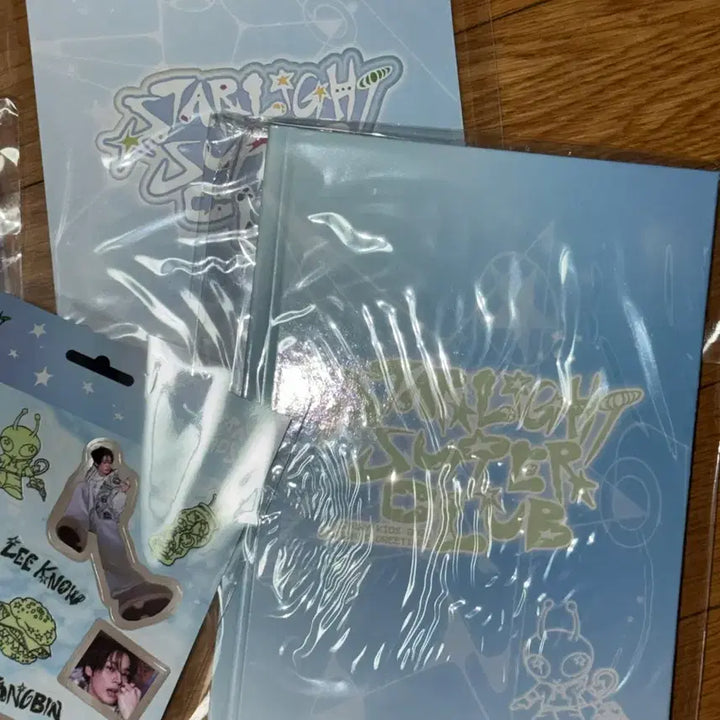 [SOLD OUT] 스트레이키즈 스키즈 2026 시즌그리팅 시그 미개봉 새상품 현진리노필릭스