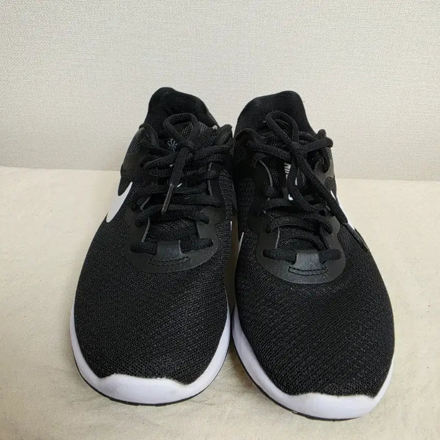 [SOLD OUT] 240나이키 레볼루션6 런닝화  -844