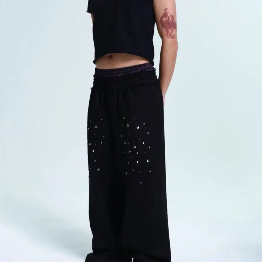 [SOLD OUT] 알디유 스터드 스웻팬츠 블랙