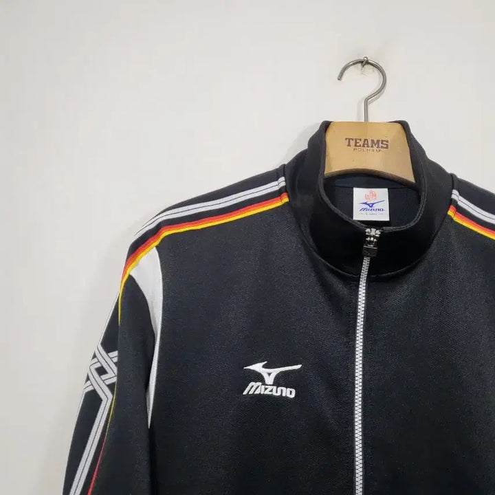 [BUNJANG] Mizuno Track Jacket / 미즈노 트래 자켓