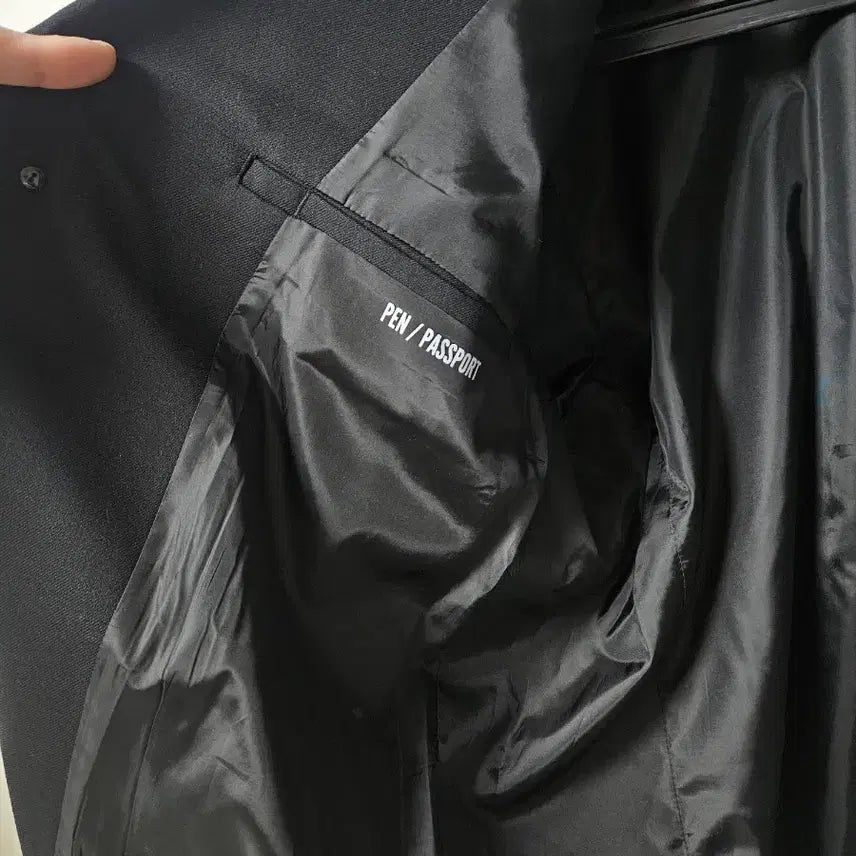 [BUNJANG] Q Cumbers 3-Button Jacket (Black) / 큐컴버스 (Q Cumbers) / 3버튼 자켓 (블랙) / 4 사이즈