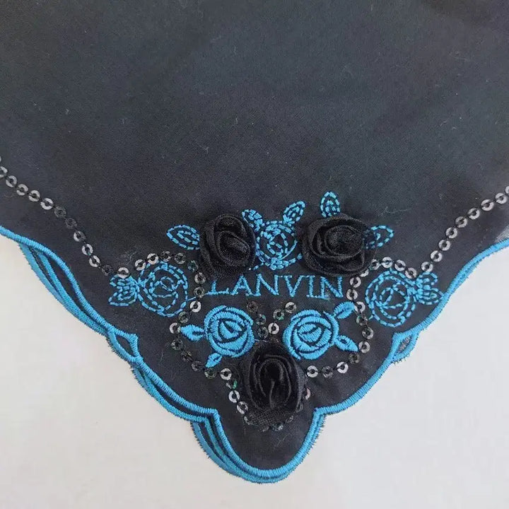 [BUNJANG] Lanvin Embroidered Silk Scarf / LANVIN 랑방 자수 스카프 손수건