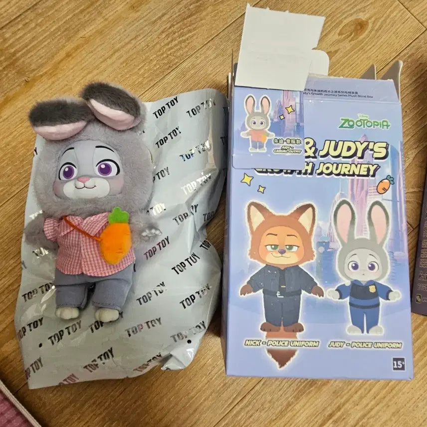 [BUNJANG] Top Toy Zootopia Judy Hopps Doll Keychain / 새제품 탑토이 주토피아 주디 인형 키링
