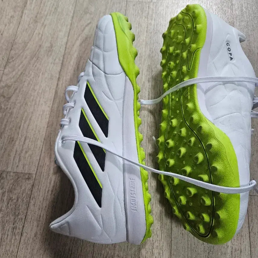 [BUNJANG] Adidas Copa Pure.3 TF Futsal Shoes / 아디다스 코파 퓨어.3 TF 풋살화 화이트
