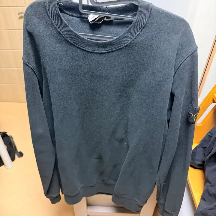 [SOLD OUT] 스톤아일랜드 맨투맨xl