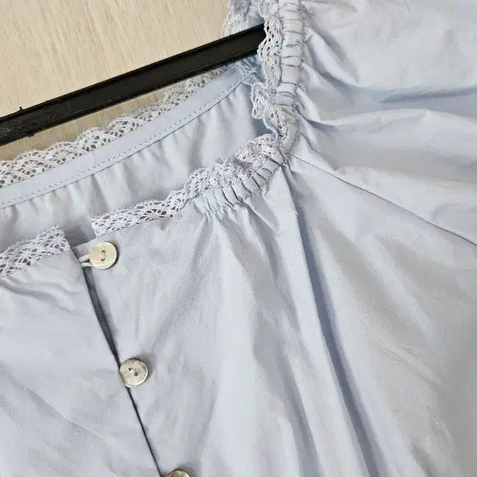 [SOLD OUT] 퀄좋은 블라우스  55 새옷