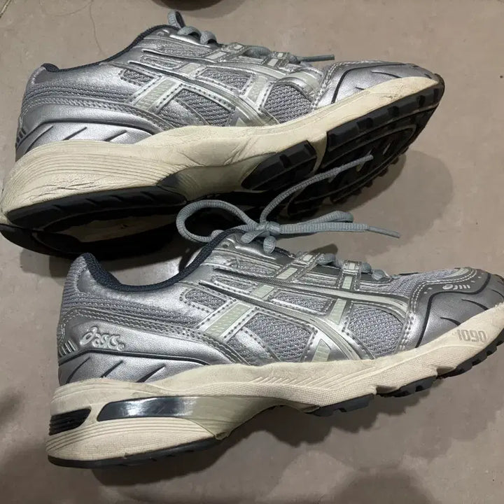 [BUNJANG] Asics Gel 1090 Piedmont Grey Sneakers / 아식스 젤 1090 피드몬트 그레이 235