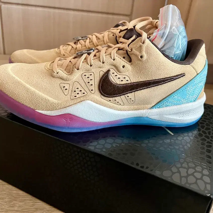 [SOLD OUT] 275)나코탭 새상품 나이키 코비8 프로트로 시엠플레바로크 브라운