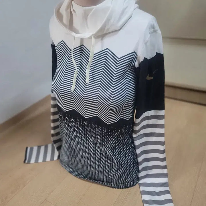 [BUNJANG] Nike Pattern Zip-Up Hoodie Long Sleeve T-Shirt / 나이키 패턴 후드 짚업 긴팔티 S