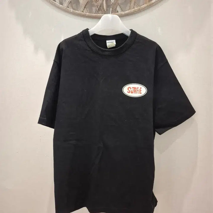 [BUNJANG] Outstanding Black T-Shirt Medium / 아웃스탠딩 블랙 반팔티 M 100사이즈