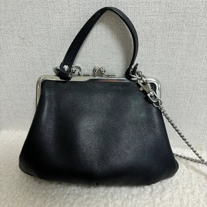 [BUNJANG] Vivienne Westwood Granny Napa Frame Purse Chain Tote Bag / 비비안웨스트우드 그래니 나파 프레임 펄스 체인 토트백