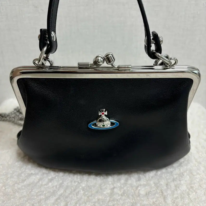 [BUNJANG] Vivienne Westwood Granny Napa Frame Purse Chain Tote Bag / 비비안웨스트우드 그래니 나파 프레임 펄스 체인 토트백