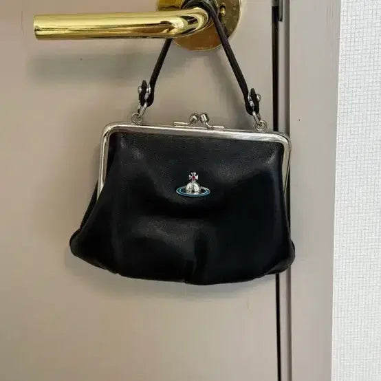 [BUNJANG] Vivienne Westwood Granny Napa Frame Purse Chain Tote Bag / 비비안웨스트우드 그래니 나파 프레임 펄스 체인 토트백