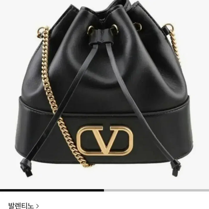 [BUNJANG] Valentino Vring Chain Bucket Bag Black / 발렌티노 브이링 체인 버킷백 블랙