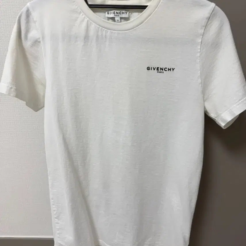 [SOLD OUT] 지방시 반팔티셔츠