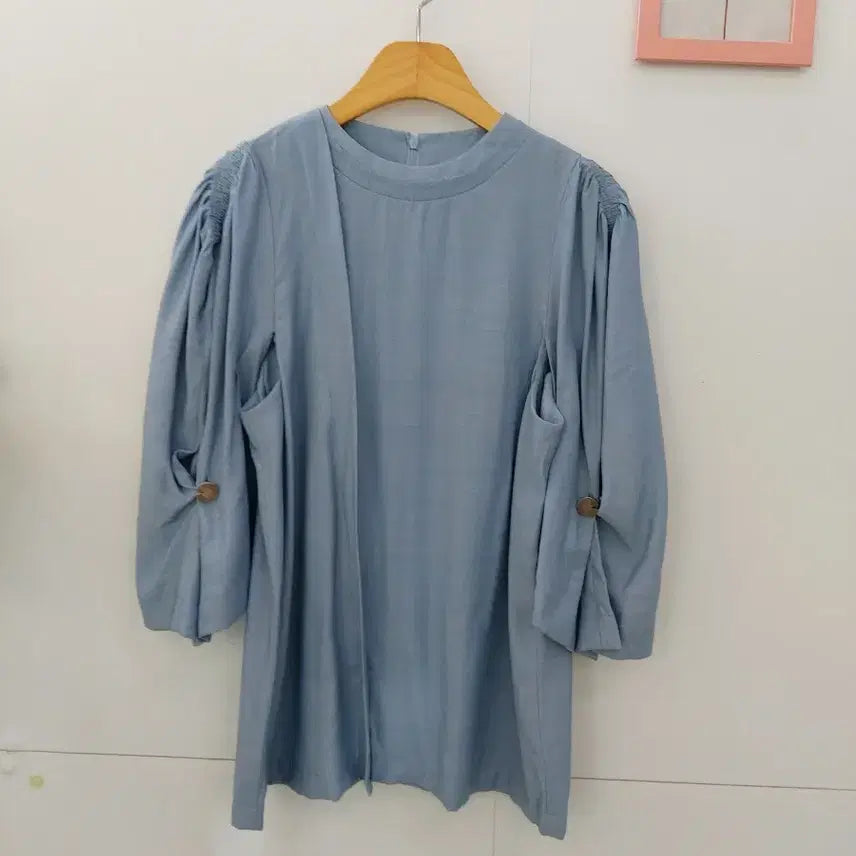 [BUNJANG] Andersson Bell Blue Puff Short Sleeve Blouse / 앤더슨벨 블루 퍼프 반팔 블라우스 55