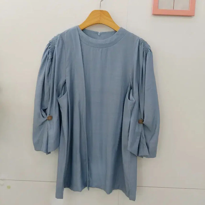 [BUNJANG] Andersson Bell Blue Puff Short Sleeve Blouse / 앤더슨벨 블루 퍼프 반팔 블라우스 55