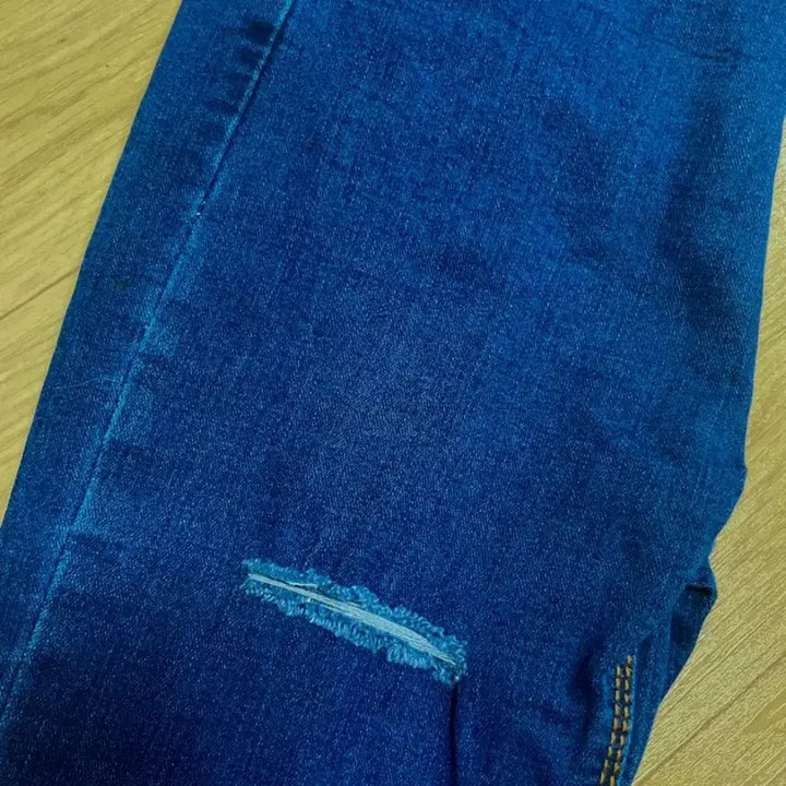 [BUNJANG] Dark Blue Denim Skinny Jeans with Distressed Cutouts / 진청 데미지컷팅 스키니진