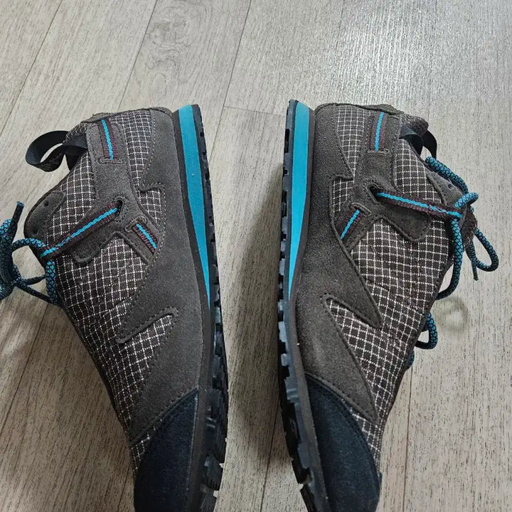 [SOLD OUT] 네파 NEPA 남자등산화 브라운