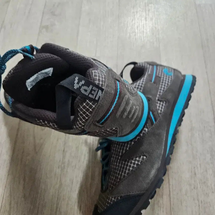 [SOLD OUT] 네파 NEPA 남자등산화 브라운
