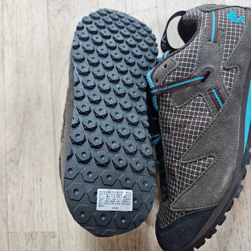 [SOLD OUT] 네파 NEPA 남자등산화 브라운