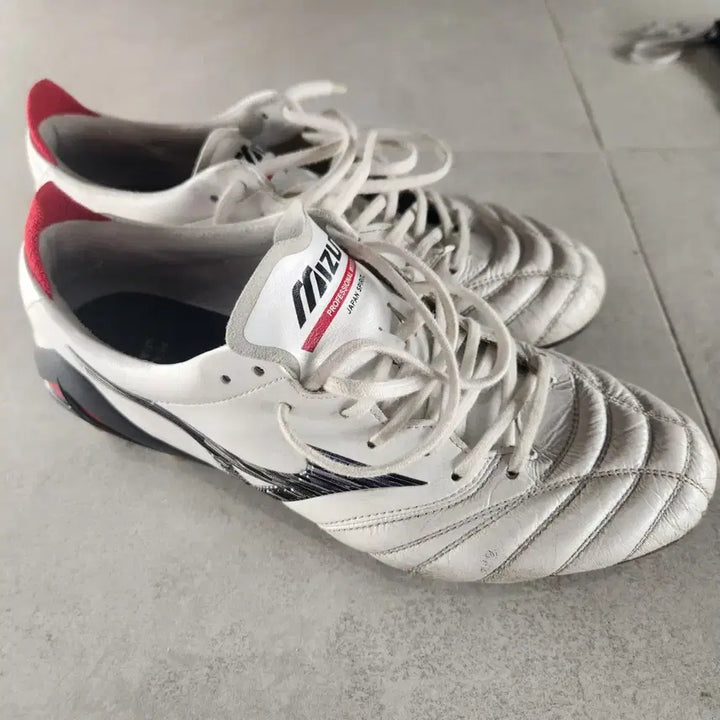 [BUNJANG] Mizuno Morelia Neo 4 Japan Soccer Cleats / 모렐리아 네오4 재팬 250