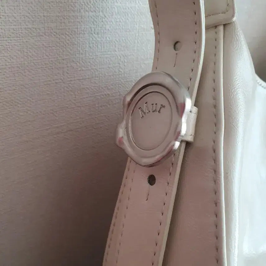 [BUNJANG] Mur Ette Bag Crinkle Ivory Shoulder Bag / 무르 Mur 가방 숄더백 에떼백 크링클아이보리