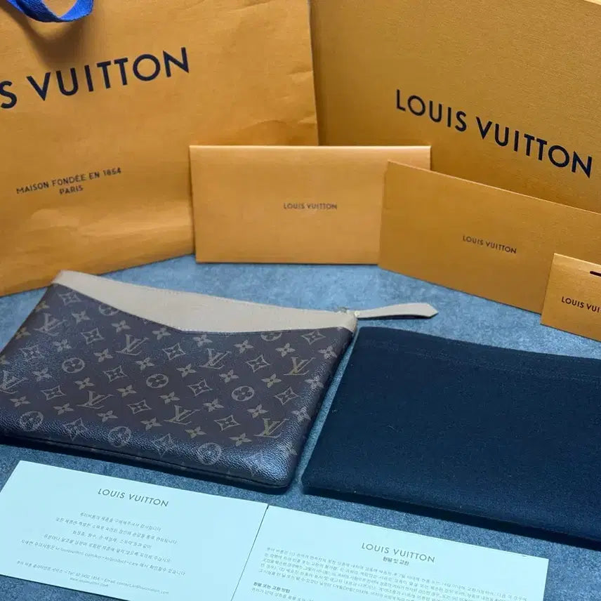 [BUNJANG] Louis Vuitton Monogram Canvas Pouch Sesame / (100%정품)루이비통 파우치 모노그램 캔버스 세서미