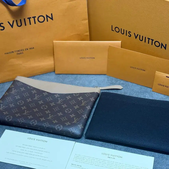 [BUNJANG] Louis Vuitton Monogram Canvas Pouch Sesame / (100%정품)루이비통 파우치 모노그램 캔버스 세서미
