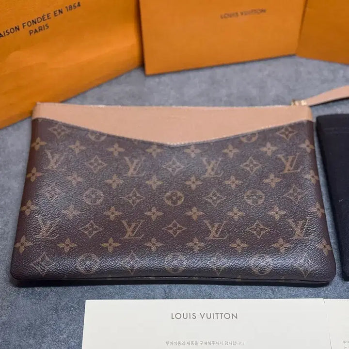 [BUNJANG] Louis Vuitton Monogram Canvas Pouch Sesame / (100%정품)루이비통 파우치 모노그램 캔버스 세서미