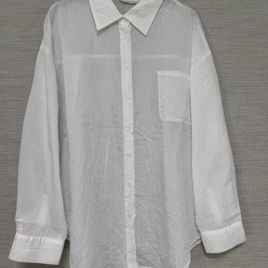 [BUNJANG] Plastic Island White Striped Shirt / 플라스틱아일랜드 화이트 스트라이프 셔츠