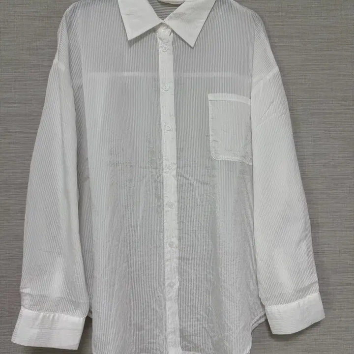 [BUNJANG] Plastic Island White Striped Shirt / 플라스틱아일랜드 화이트 스트라이프 셔츠