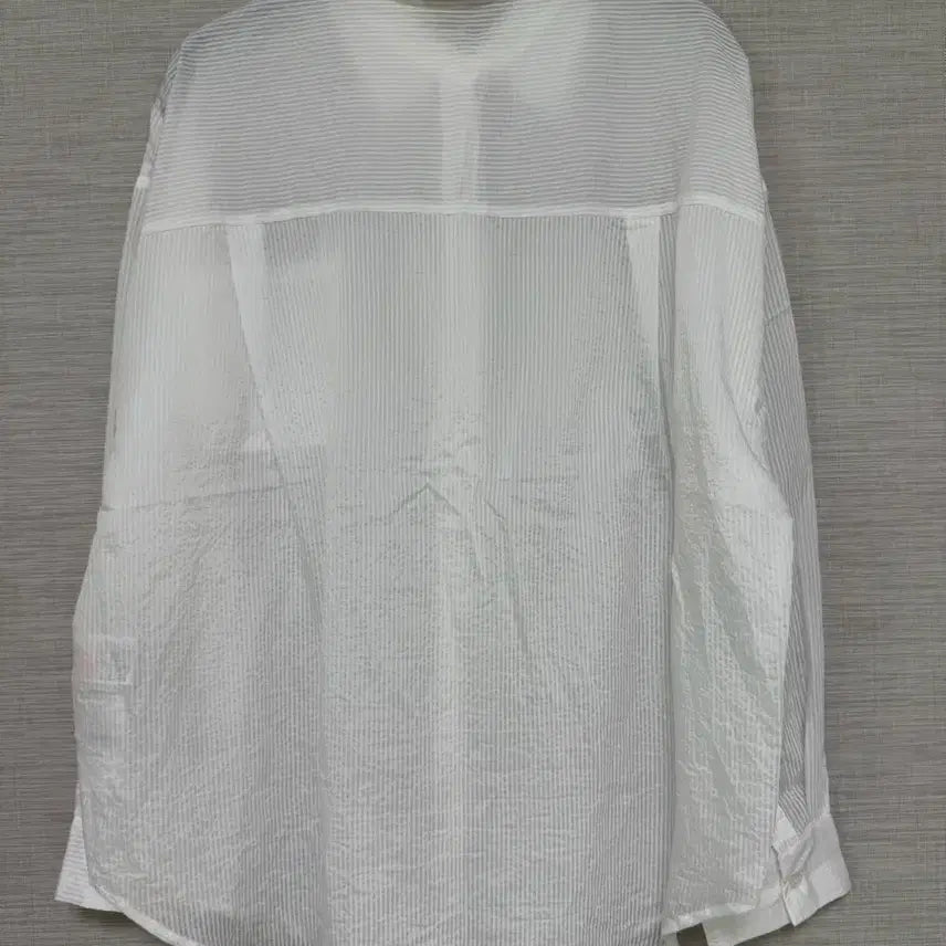 [BUNJANG] Plastic Island White Striped Shirt / 플라스틱아일랜드 화이트 스트라이프 셔츠