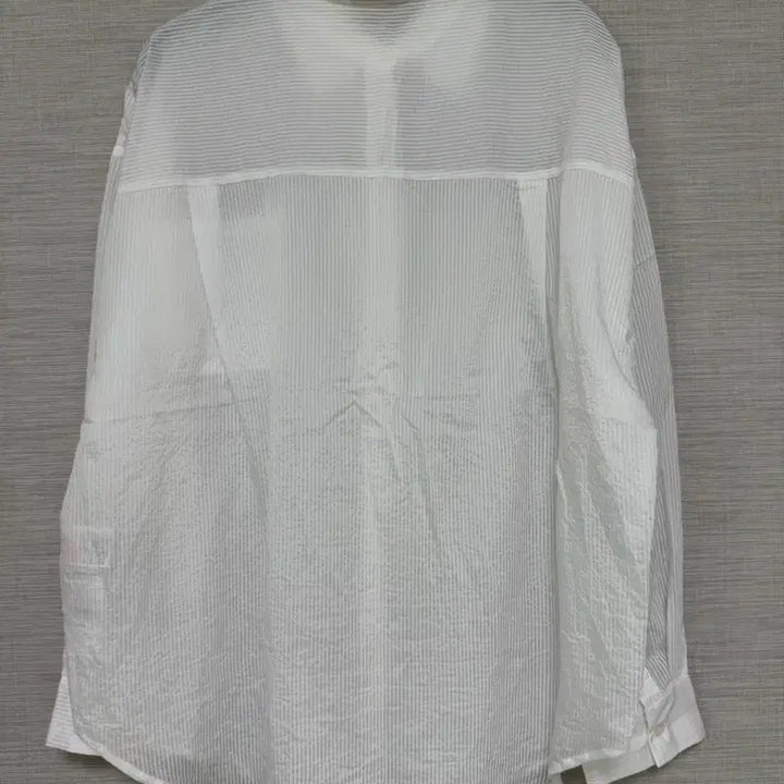 [BUNJANG] Plastic Island White Striped Shirt / 플라스틱아일랜드 화이트 스트라이프 셔츠
