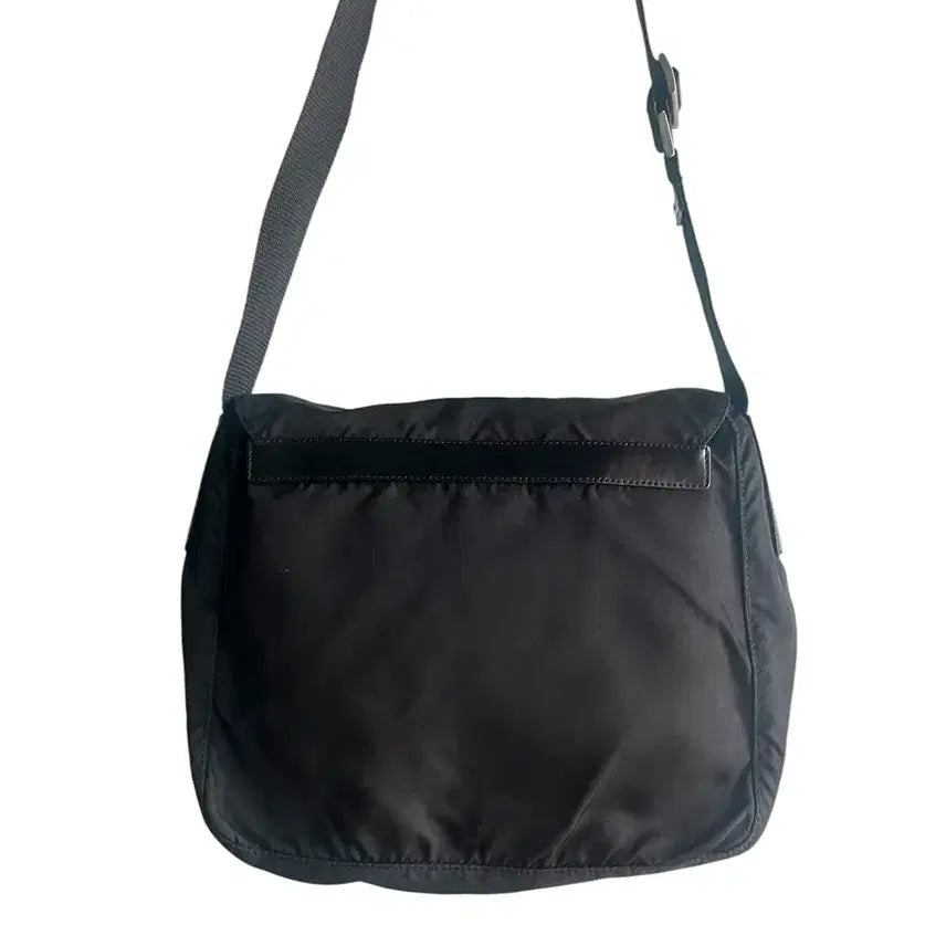 [BUNJANG] Prada Pocono Nylon Messenger Bag / [OS] 프라다 포코노 나일론 버클 메신저백 크로스백 