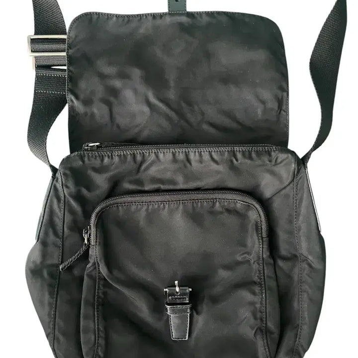 [BUNJANG] Prada Pocono Nylon Messenger Bag / [OS] 프라다 포코노 나일론 버클 메신저백 크로스백 