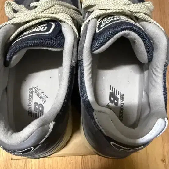 [BUNJANG] New Balance 991v2 Grey US 9 / 뉴발란스 991v2 굴그레이 270